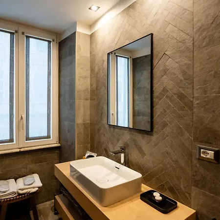 Tolemaide Orange Apartment
