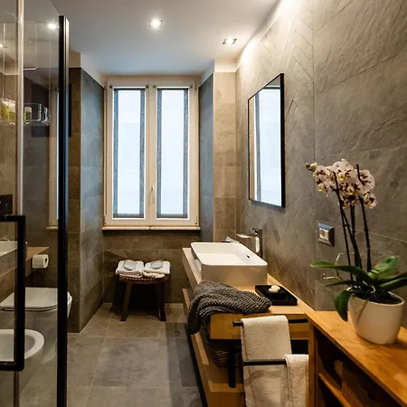 Tolemaide Orange * Rom